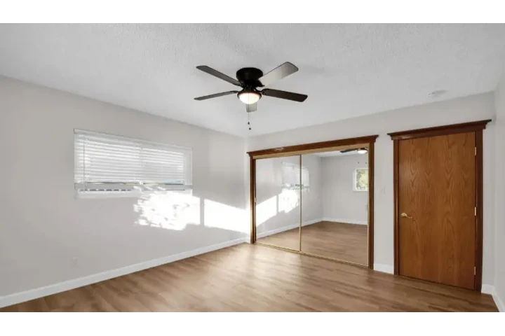 $2000 : WELCOME TO 🌀Commerce, CA💦 image 3