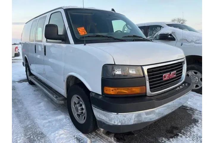 $27671 : GMC Savana 2023 2500 3dr Car image 5