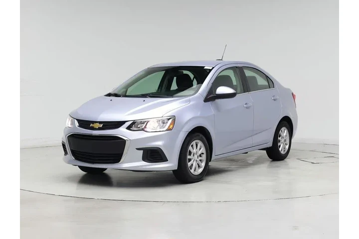 $13998 : Chevrolet Sonic 2017 LT Auto image 4