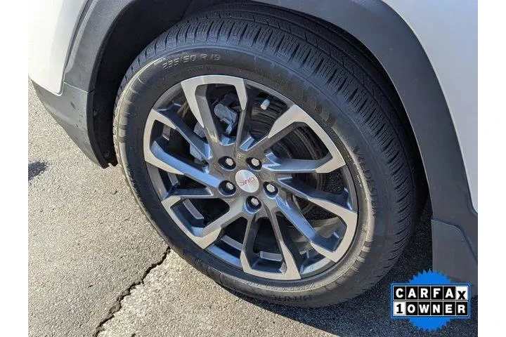 $22458 : GMC Terrain 2022 AWD SLT 4dr image 9