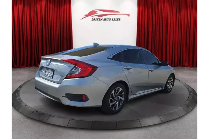 $13999 : 2018 Civic EX image 6