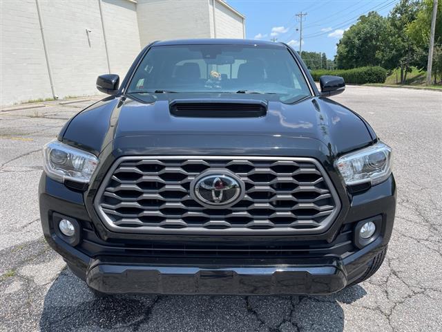 $36990 : PRE-OWNED 2021 TOYOTA TACOMA image 3