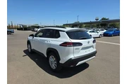 $33900 : Toyota Corolla Cross 2026 LE thumbnail