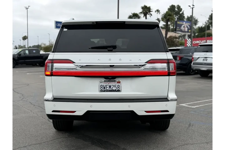 $36495 : Lincoln Navigator 2021 4x2 R image 6