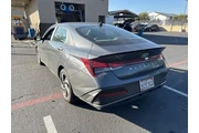 Hyundai ELANTRA 2025 SEL Spo