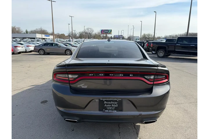 $7980 : 2016 Charger SXT image 3