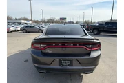 $7980 : 2016 Charger SXT thumbnail