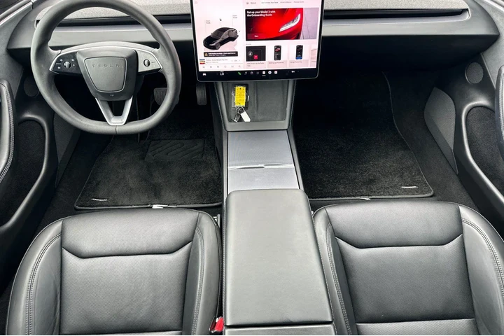 $35900 : Tesla Model 3 2024 AWD Long image 6