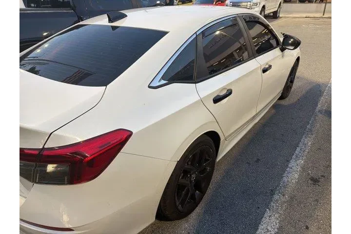 $18992 : Honda Civic 2022 LX 4dr Seda image 4