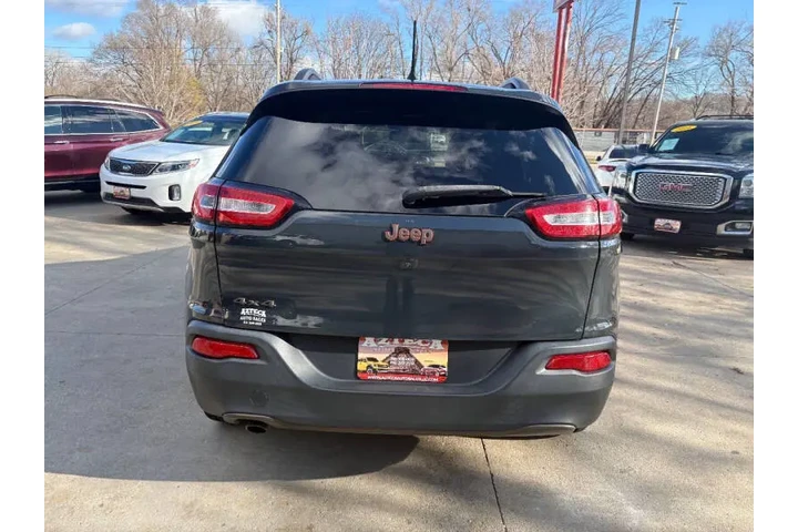 $9950 : 2016 Cherokee Latitude 75th A image 6