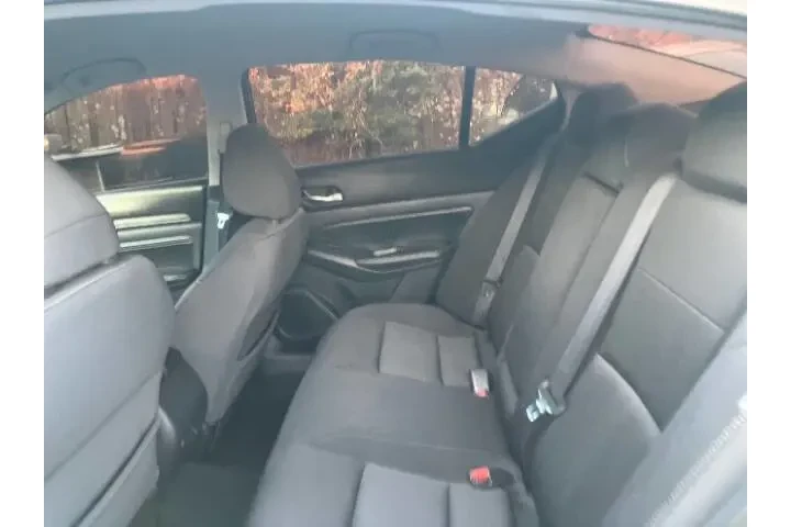 $14995 : 2019 Altima 2.5 S image 7