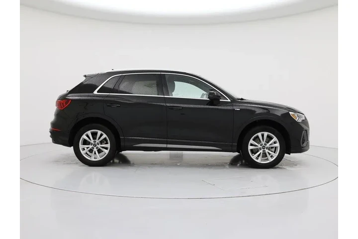 $27998 : Audi Q3 2024 AWD quattro S l image 7