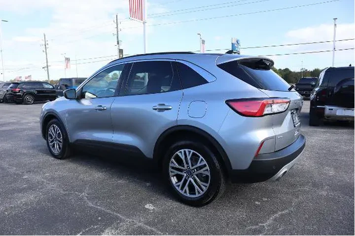 $14988 : Ford Escape 2021 SEL 4dr SUV image 6