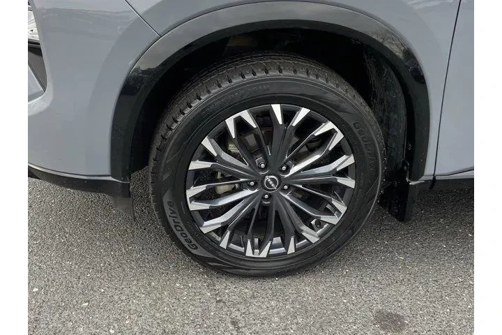 $27945 : Nissan Rogue 2024 AWD Platin image 8