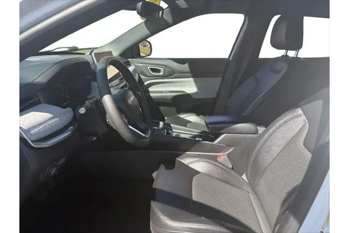 $22361 : Jeep Compass 2024 4x4 Latitu image 10