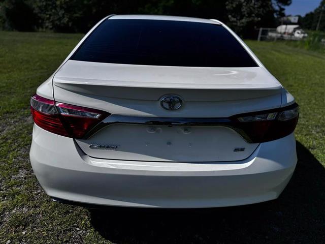 $13900 : 2017 TOYOTA CAMRY image 5