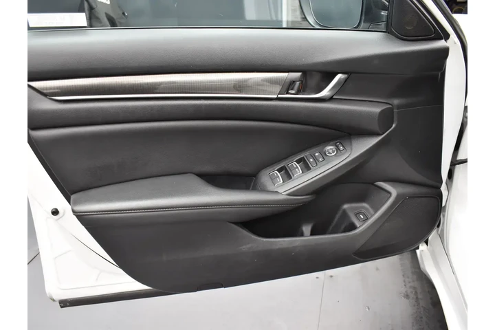 $19952 : Honda Accord 2022 Sport 4dr image 9