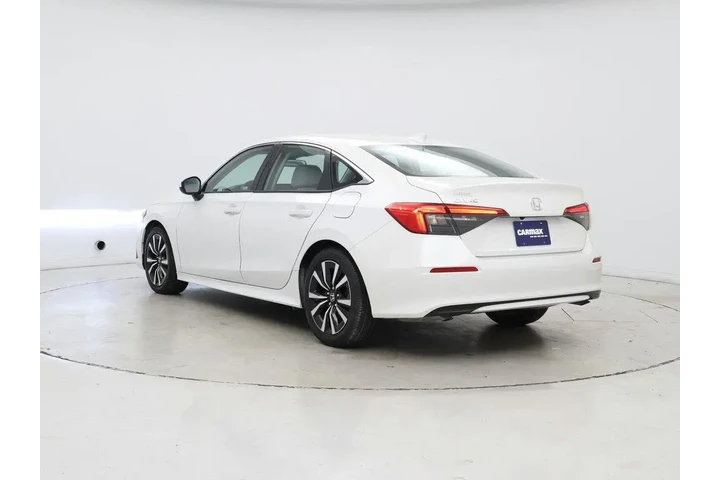 $26998 : Honda Civic 2024 EX 4dr Seda image 2