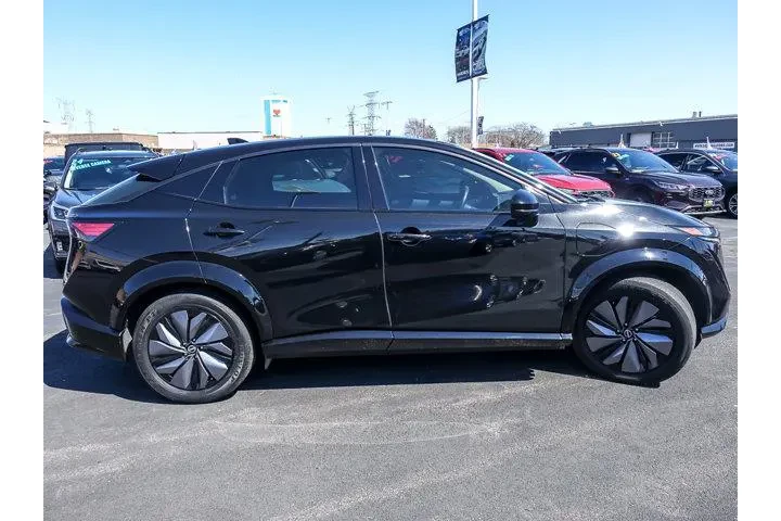 $24962 : Nissan Ariya 2023 AWD Engage image 9