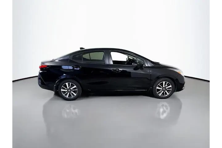 $16750 : Nissan Versa 2021 SV 4dr Sed image 8