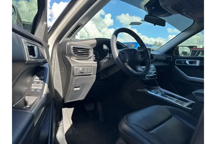 $25000 : Ford Explorer 2022 XLT 4dr S image 6