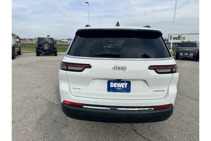 $38739 : Jeep Grand Cherokee L 2024 4 image 6