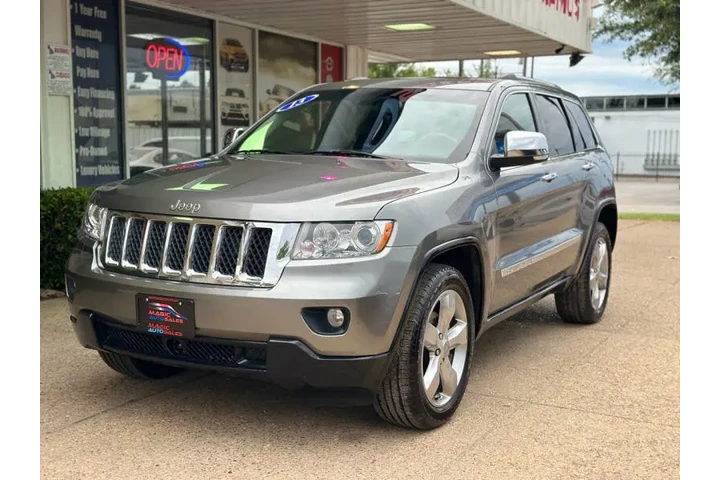 $15499 : 2013 Grand Cherokee Overland image 6