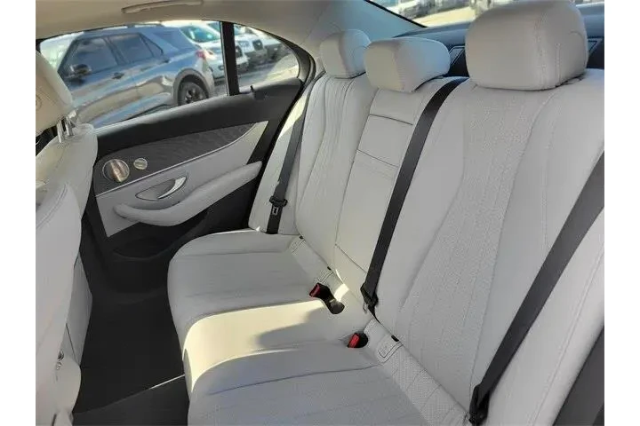 $34991 : Mercedes-Benz E-Class 2022 E image 8