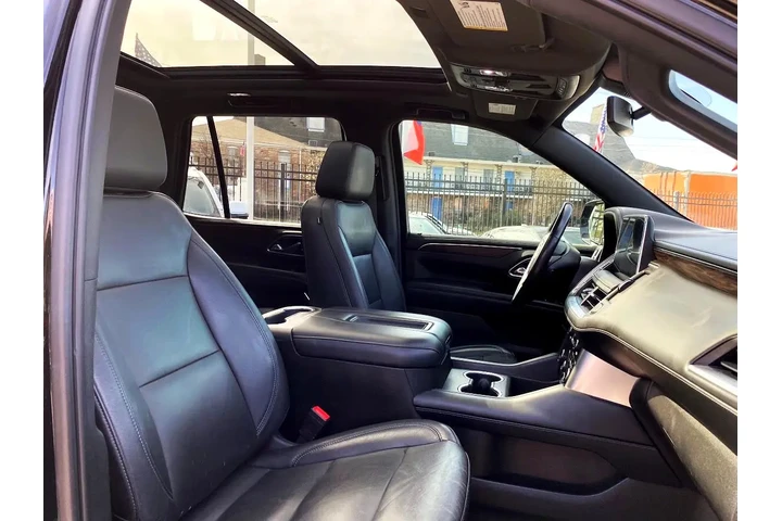 2021 Tahoe LT 2WD image 10
