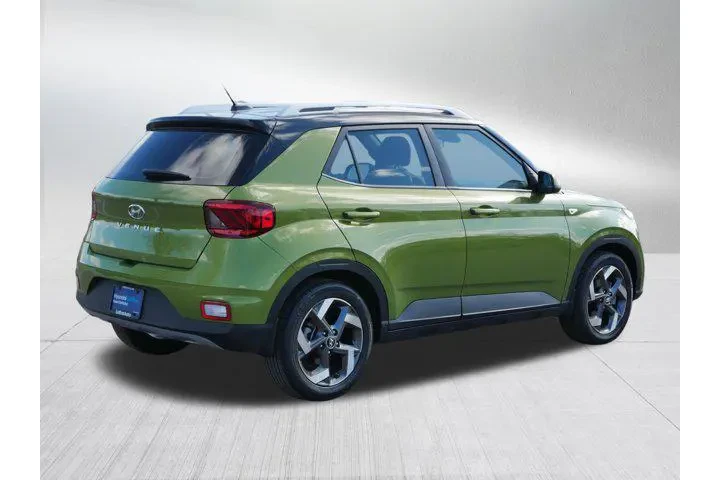 $20000 : Hyundai VENUE 2023 SEL 4dr C image 7