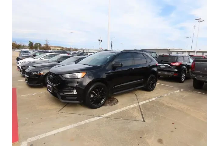 $27999 : Ford Edge 2023 AWD ST-Line 4 image 2