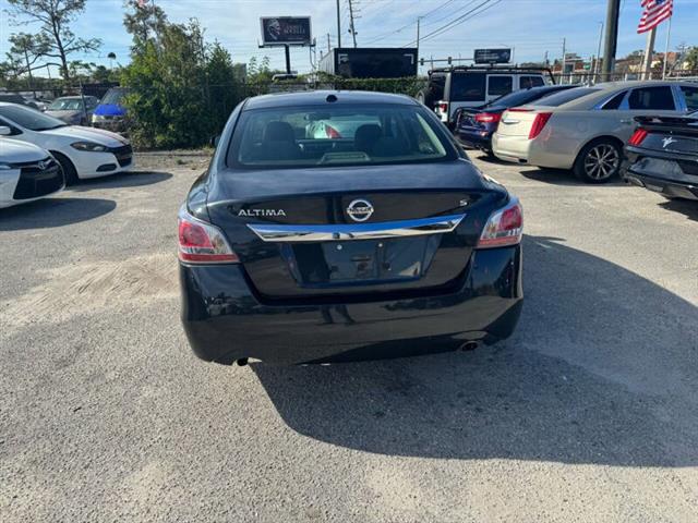 $6797 : 2015 Altima 2.5 S image 6