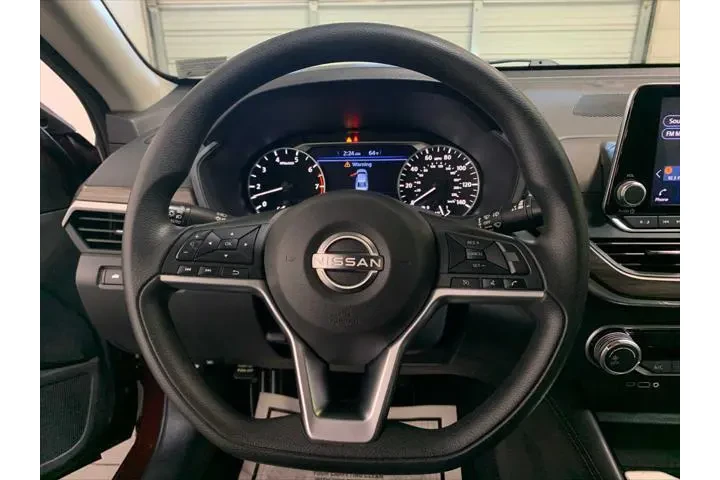$22789 : Nissan Altima 2023 2.5 SV 4d image 8