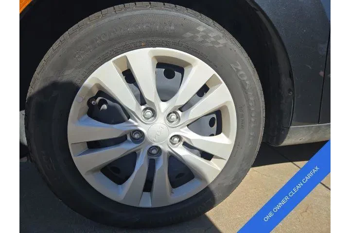 $15587 : Kia Soul 2025 S 4dr Crossove image 7