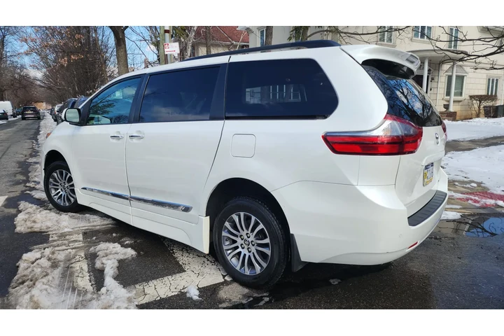 $36000 : 2020 TOYOTA SIENNA XLE Wheelch image 5