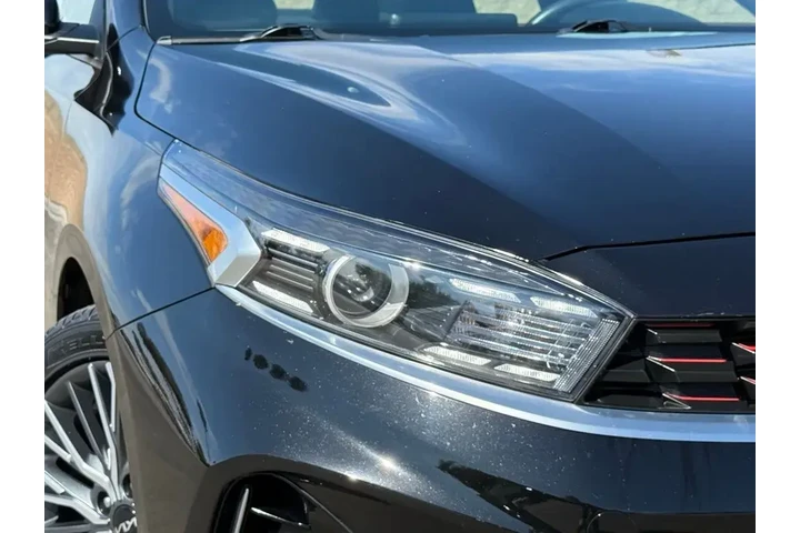 $19289 : Kia Forte 2023 GT-Line 4dr S image 3