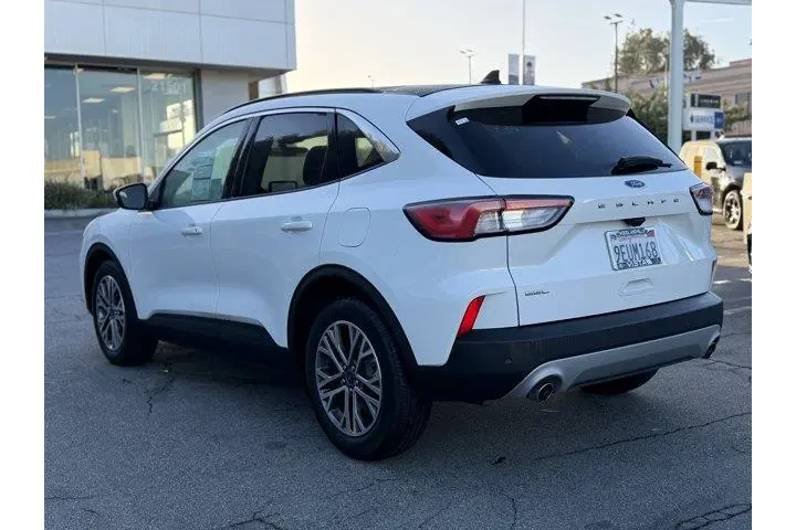 $21995 : Ford Escape 2022 SEL 4dr SUV image 4