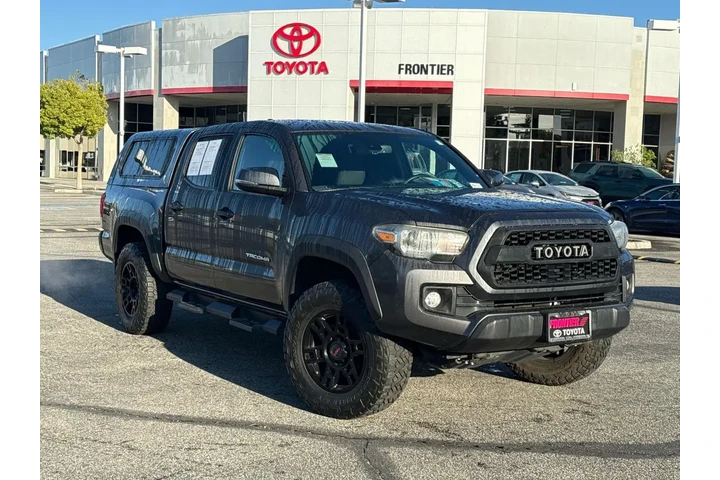 $26980 : Toyota Tacoma 2018 4x2 TRD O image 1