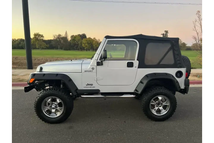 $14995 : 2005 Wrangler Sport image 4