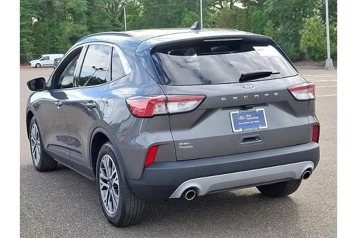 $20945 : Ford Escape 2022 SEL 4dr SUV image 4