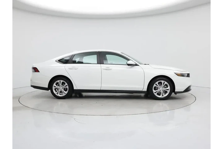 $24998 : Honda Accord 2024 LX 4dr Sed image 7