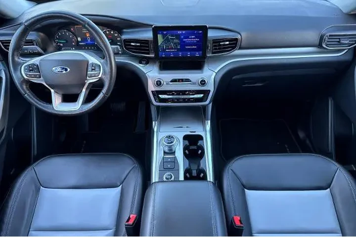 $27971 : Ford Explorer 2022 AWD XLT 4 image 10