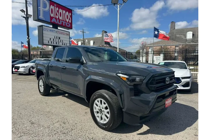 2025 Tacoma SR Double Cab 2WD image 3