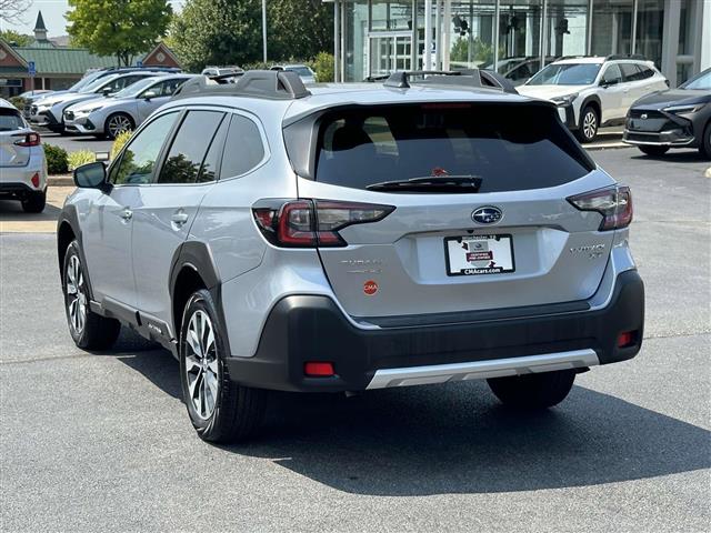 $42409 : PRE-OWNED 2024 SUBARU OUTBACK image 4