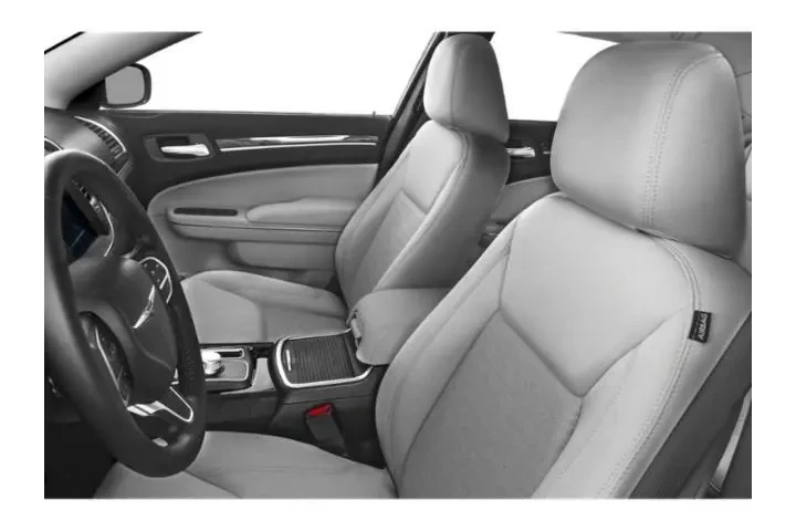 $22698 : Chrysler 300 2022 Touring 4d image 9