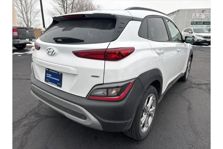 $19933 : Hyundai KONA 2023 AWD SEL 4d image 4