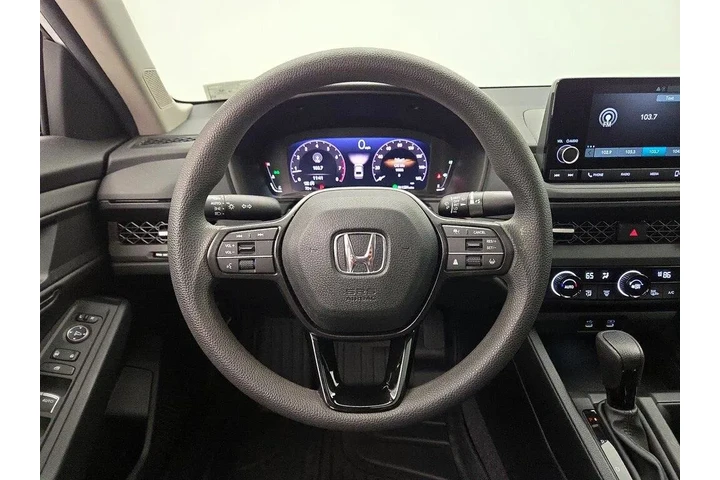 $27998 : Honda Accord 2024 EX 4dr Sed image 10