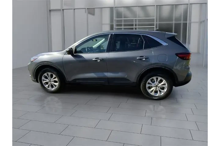 $28000 : Ford Escape 2023 AWD Active image 5