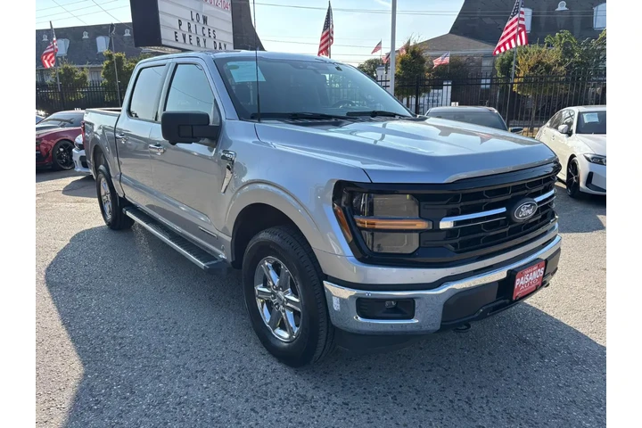 2024 F-150 XLT image 3