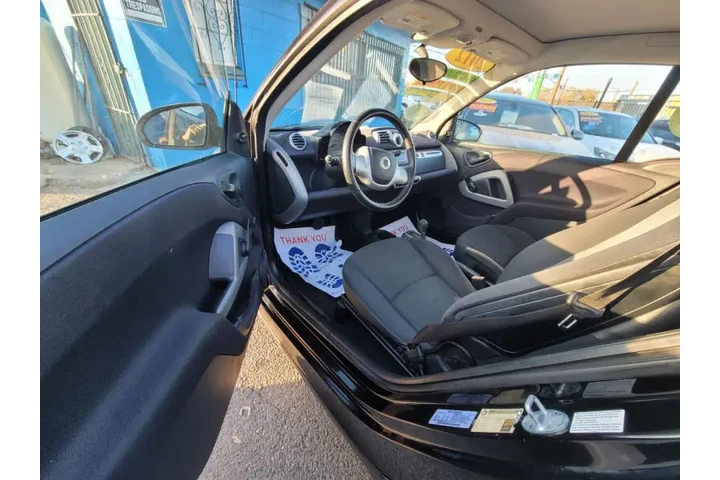 $7599 : 2012 fortwo pure image 8